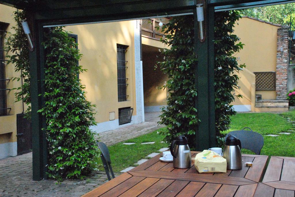 Casa Dei Frati Hotel อัสตี ภายนอก รูปภาพ