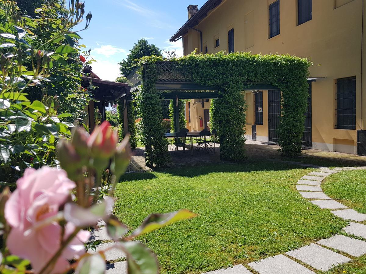 Casa Dei Frati Hotel อัสตี ภายนอก รูปภาพ