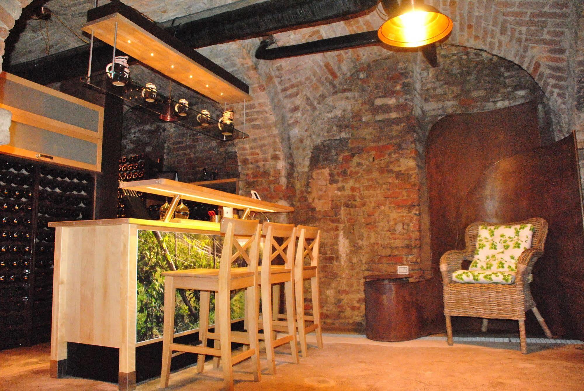 Casa Dei Frati Hotel อัสตี ภายนอก รูปภาพ